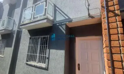 Sobrado a venda em Itaquera com 2 quartos 1 vaga de garagem