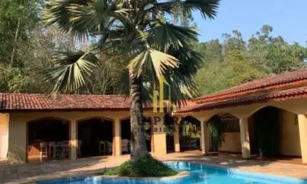 SÍTIO COM 03 QUARTOS À VENDA NA CHÁCARA MONTEREY – REGIÃO DO BAIRRO RIO ACIMA – JUNDIAÍ/SP