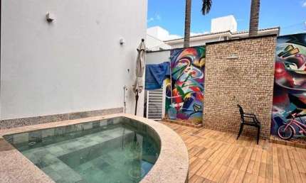 Casa em condomínio fechado com 3 quartos à venda no Aclimação, Uberlândia  por R$ 1.690.000