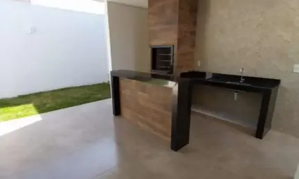 Casa com 3 quartos à venda em laranjeiras, uberlândia  por r$ 890.000