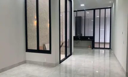 Casa com 3 quartos à venda no jardim botânico, uberlândia  por r$ 830.000