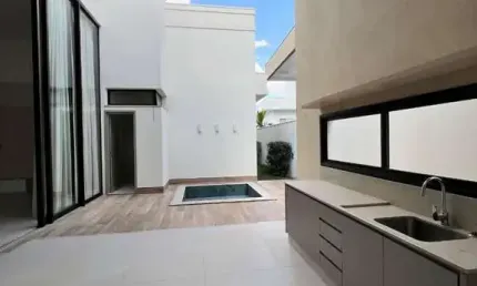 Casa em condomínio fechado com 3 quartos à venda no Nova Uberlândia, Uberlândia  por R$ 3.000.000