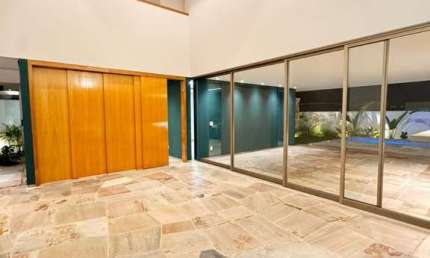 Casa em condomínio fechado com 4 quartos à venda no Jardins Gênova, Uberlândia  por R$ 4.200.000