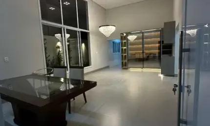 Casa em condomínio fechado com 4 quartos à venda no Novo Mundo, Uberlândia  por R$ 1.950.000