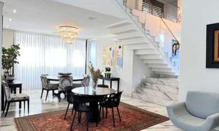 Casa em condomínio fechado com 4 quartos à venda no Jardim Karaíba, Uberlândia  por R$ 8.000.000