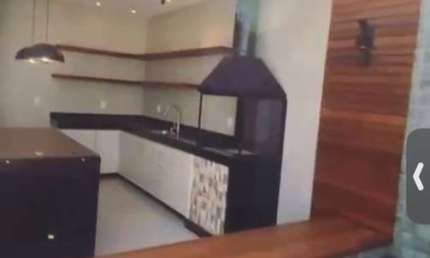 Casa com 4 quartos à venda no Santa Mônica, Uberlândia  por R$ 1.390.000