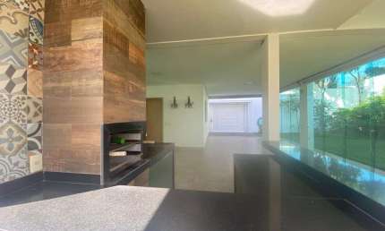 Casa com 4 quartos à venda no City Uberlândia, Uberlândia  por R$ 2.600.000