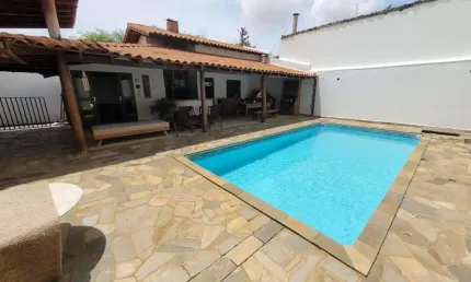 Casa com 3 quartos à venda no Morada da Colina, Uberlândia  por R$ 1.200.000