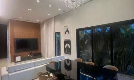 Casa em condomínio fechado com 3 quartos à venda em Laranjeiras, Uberlândia  por R$ 2.150.000
