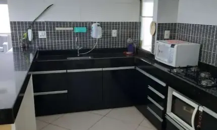 Casa com 3 quartos à venda no Jardim Botânico, Uberlândia  por R$ 660.000