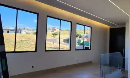 Casa em condomínio fechado com 3 quartos à venda no Granja Marileusa, Uberlândia  por R$ 1.750.000