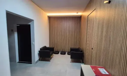 Prédio à venda no Novo Mundo, Uberlândia  por R$ 2.850.000