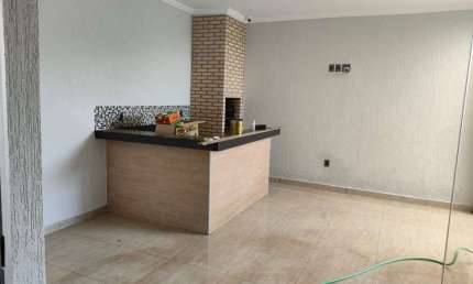 Casa em condomínio fechado com 3 quartos à venda no Santa Mônica, Uberlândia  por R$ 890.000
