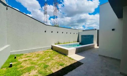 Casa com 3 quartos à venda no Jardim Inconfidência, Uberlândia  por R$ 1.390.000