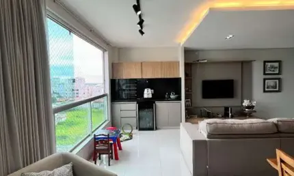 Apartamento com 4 quartos à venda no Santa Mônica, Uberlândia  por R$ 850.000