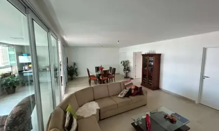 Apartamento com 3 quartos à venda no Osvaldo Rezende, Uberlândia  por R$ 1.530.000