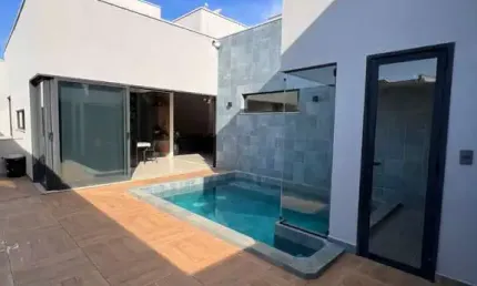Casa com 3 quartos à venda em laranjeiras, uberlândia  por r$ 2.200.000