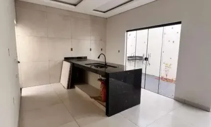 Casa com 3 quartos à venda no grand ville, uberlândia  por r$ 550.000