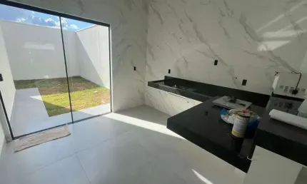 Casa com 3 quartos à venda no novo mundo, uberlândia  por r$ 470.000