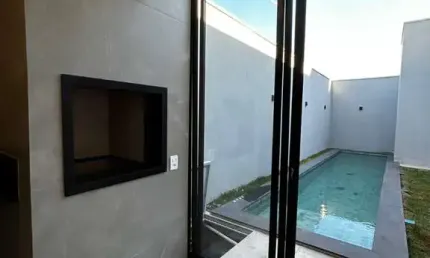Casa com 3 quartos à venda no grand ville, uberlândia  por r$ 1.300.000