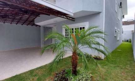 Casa com 5 dormitórios, 270 m² - venda por R$ 1.300.000,00 ou aluguel por R$ 7.000,00 - Vila Branca - Jacareí/SP
