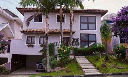 Sobrado à venda, 260 m² por R$ 1.680.000,00 - Villa Branca - Jacareí/SP