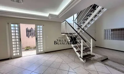 Casa com 2 dormitórios - venda por r$ 980.000,00 ou aluguel por r$ 4.800,00 - villa branca - jacareí/sp