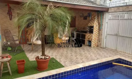 Sobrado com 3 dormitórios à venda por R$ 957.000 - Villa Branca - Jacareí/SP