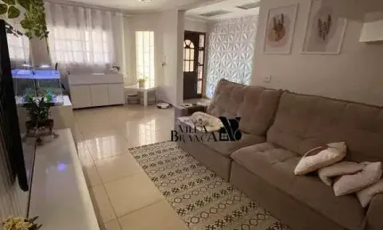 Sobrado com 3 dormitórios para alugar, 180 m² por R$ 3.500,00/mês - Jardim Califórnia - Jacareí/SP