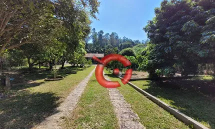 Chácara com 3 dormitórios à venda, 2143 m² por R$ 579.900,00 - Pinhal - Cabreúva/SP