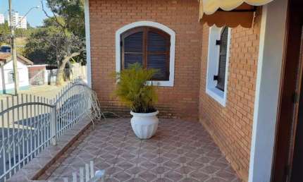 Casa com 3 dormitórios à venda, 126 m² por R$ 650.000,00 - Jardim Bonfiglioli - Jundiaí/SP