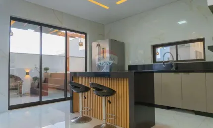 Casa de primeiro andar com jacuzzi no condomínio sunville - localizada na primeira rua do condomínio