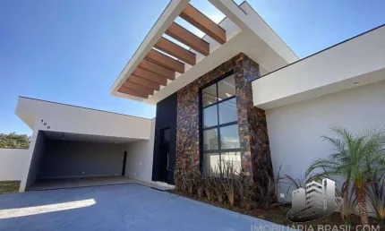 Casa maravilhosa com espaço amplo na área gourmet condomínio terras do vale
