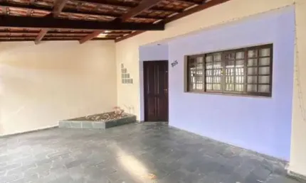 Casa com 3 quartos à venda na Vila Santos, Caçapava 