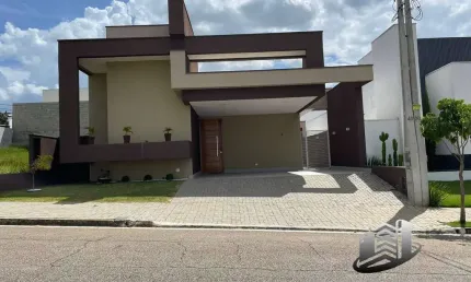 Linda Casa com Acabamento Diferenciado Condomínio Terras do Vale - Caçapava