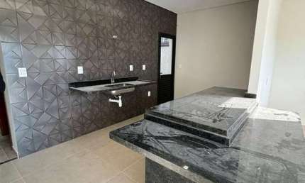 Casa com Acabamento Impecável à Venda - Vitória Vale