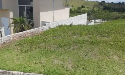Terreno com Ótima Topografia -  Condomínio BellaVittà