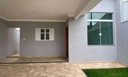 Casa com Mega Quintal à Venda - Residencial Esperança
