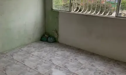 D11-Neves, São Gonçalo, Apartamento 2 quartos, garagem, rua principal