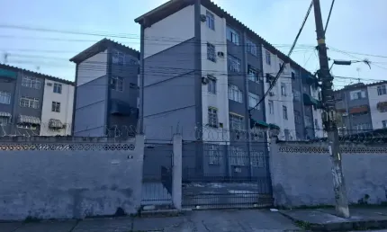 D10-Neves,São Gonçalo-Apto 2 qts,Garagem, 50m da Rua Principal,200m do Merc.Assaí-Ac.financ.Bancário