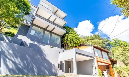 D14-Piratininga,Vila Progresso, Nit-Casa 436m²,3pisos,4qts/ste,8wc,2gar, área1.500m²,Cond.Ubá Independência