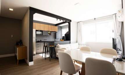 Apartamento com 2 quartos à venda na Rua Valparaíso, 1116, Jardim Botânico, Porto Alegre por R$ 520.000