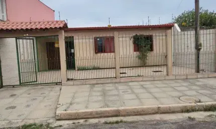 Casa com 3 quartos à venda na Vila Jardim América, Cachoeirinha 