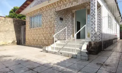 Casa com 3 quartos à venda na Vila Monte Carlo, Cachoeirinha 