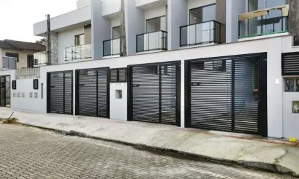 Sobrado geminado no santa catarina com 2 quartos para venda, 57 m²