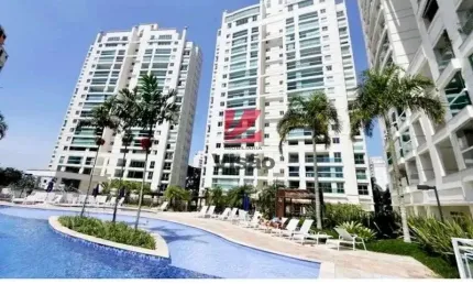 Apartamento no centro com 4 quartos para venda, 231 m²