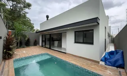 Casa para venda tem 180 metros quadrados com 3 quartos em Vila Morumbi - Campo Grande - MS