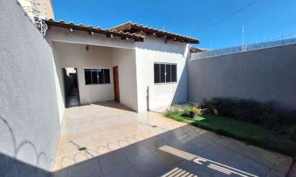 Casa 1 suite, 2 quartos com Área Gourmet e Mini Piscina
