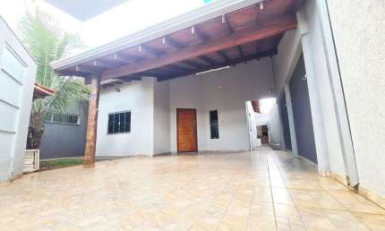 Casa com 4 quartos à venda na Rua Carnaúbas, Residencial Oliveira III, Campo Grande