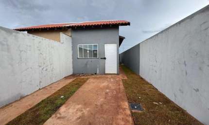 Casa térrea com Bônus Moradia no Figueiras do Parque.